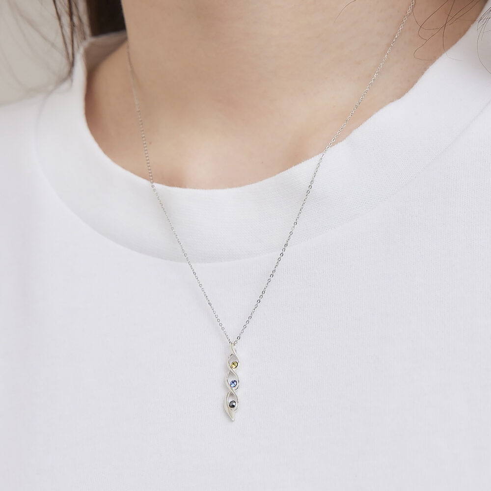 名探偵コナン』安室透をイメージした商品を古谷徹がプロデュース